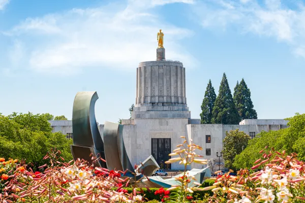 031224-oregon-desktop.png