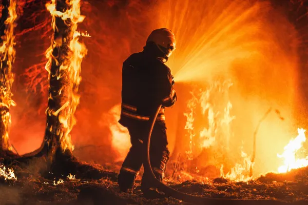 071824-firefighters-tablet.png