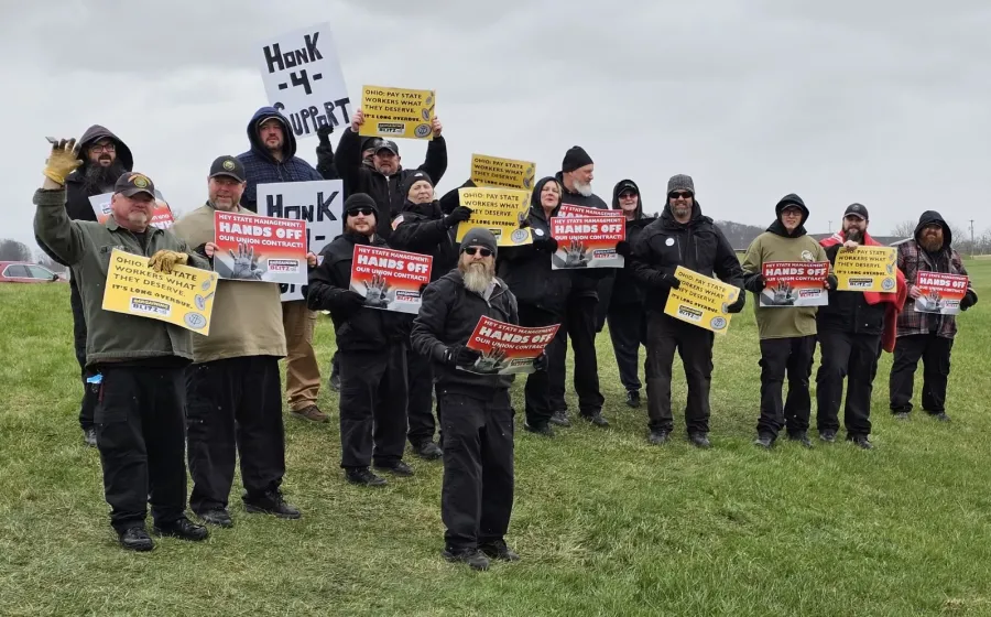 Members of OCSEA who work in state corrections held an informational picket in 2024 to fight for a fair contract. Photo credit: OCSEA.