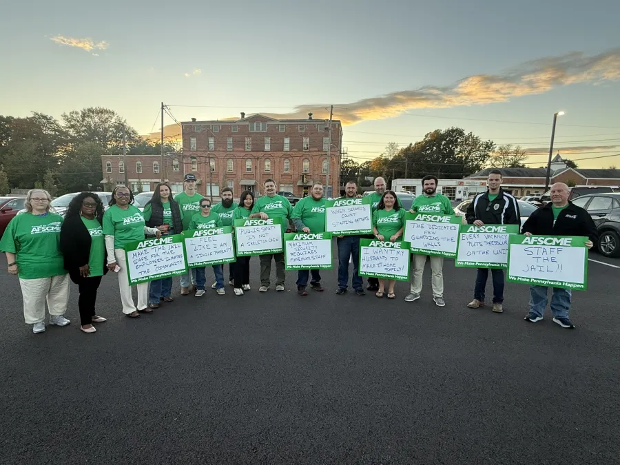 Members of Local 589 gathered before the commissioners' meeting. Photo credit: Bob Cason, AFSCME Council 13.