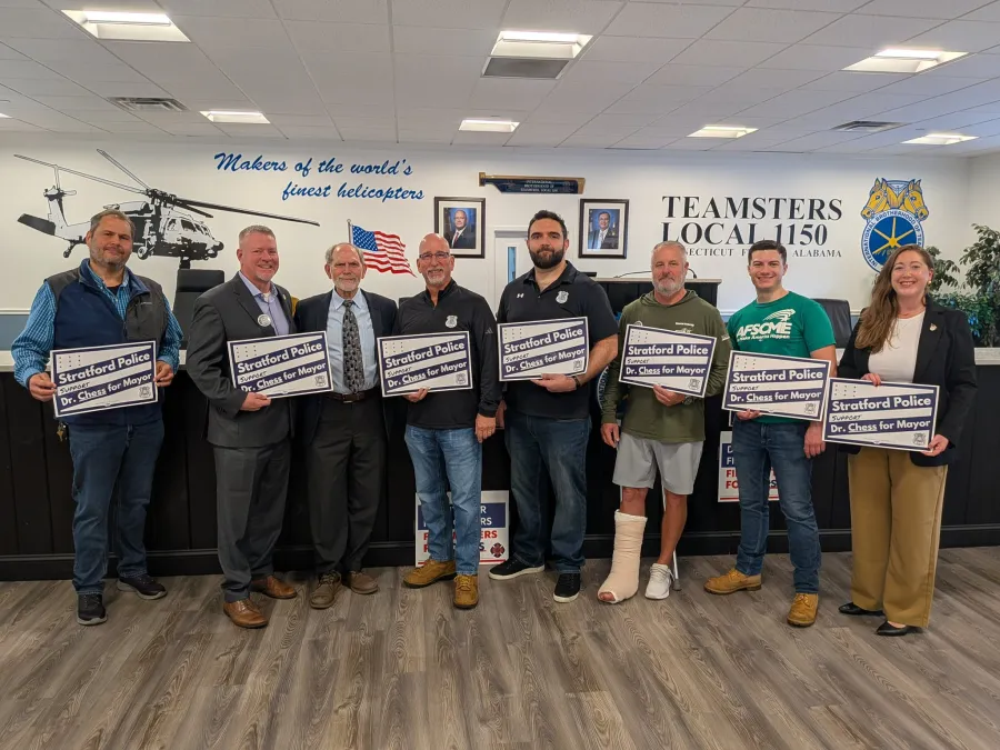 Members of Local 407 at a press conference endorsing David Chess for mayor. Photo credit: Local 407.